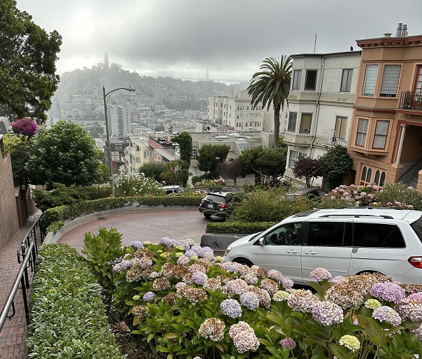 Die Lombard Street in San Francisco