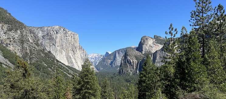 Yosemite Nationalpark: Tunnel View Viewpoint mit Blick auf den Half Dome
