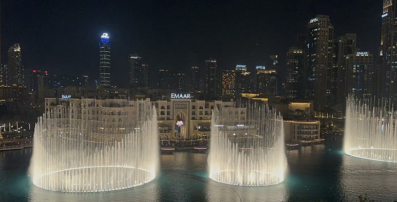 Dubai Fountains vom Huqqa Restaurant aus