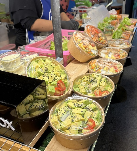 Avocado Bowl auf dem Ao Nang Night Market