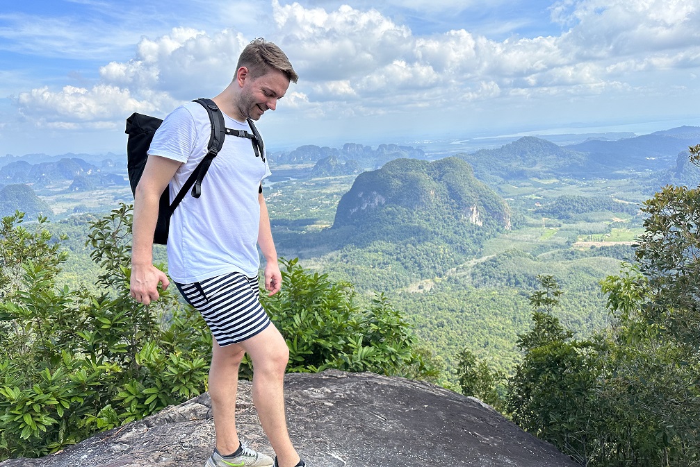 Khao Ngon Nak Viewpoint auf dem Dragon Crest Mountain: Blick in Richtung Ao Nang